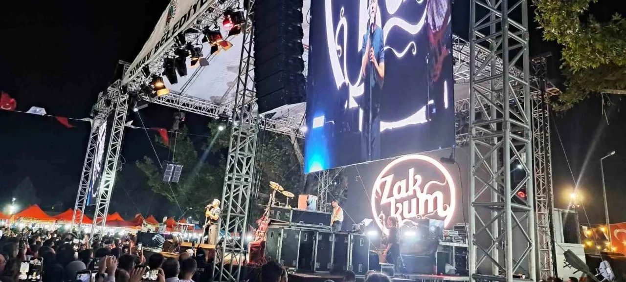 Simavlılar, Grup Zakkum ile Unutulmaz Bir Gece Yaşadı