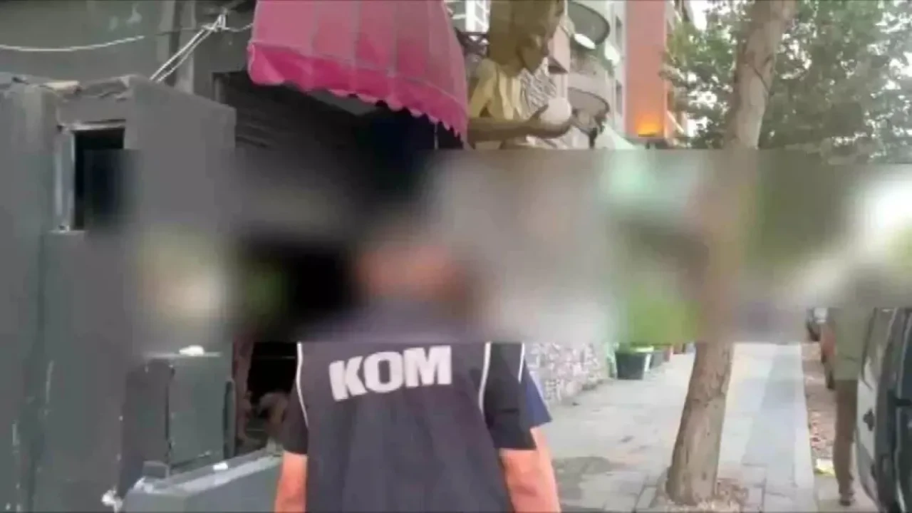 Sakarya'da Kaçak İçki Üretimine Baskın: Silahlar ve İçkiler Ele Geçirildi