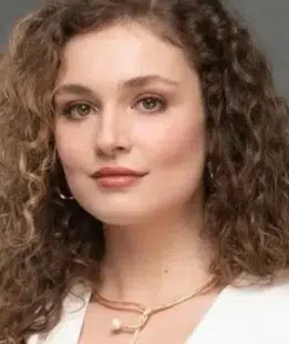 Serra Arıtürk Kimdir? Genç Yetenek Hakkında Bilinmesi Gerekenler