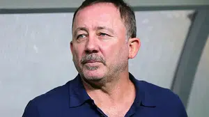 Sergen Yalçın Beşiktaş'a Geri Döndü: Kimdir ve Kariyeri Nasıldır?