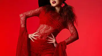 Mina Solak Kimdir? ‘Manifest’ Üyesi Genç Şarkıcının Kariyeri ve Özel Hayatı