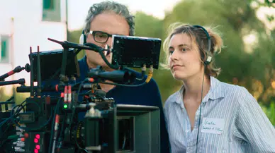 Greta Gerwig Kimdir? Filmleri, Ödülleri ve Kariyer Yolculuğu