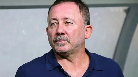 Sergen Yalçın Beşiktaş'a Geri Döndü: Kimdir ve Kariyeri Nasıldır?