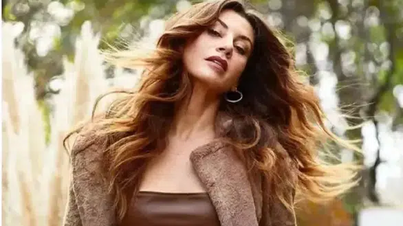 Aslıhan Gürbüz ve Gökçe Bahadır, Yıllar Sonra Aynı Projede Buluştu: 'Kral Kaybederse' Kadrosu Büyüyor