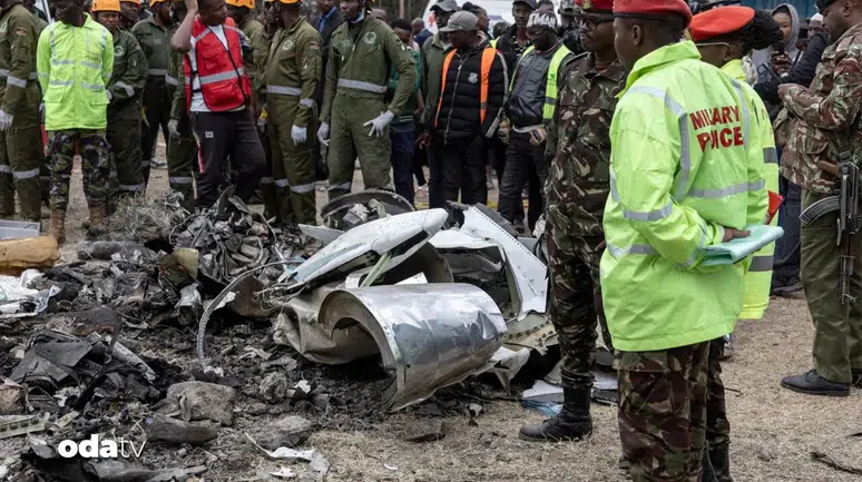 Kenya'da Uçak Kazası: Altı Kişi Hayatını Kaybetti